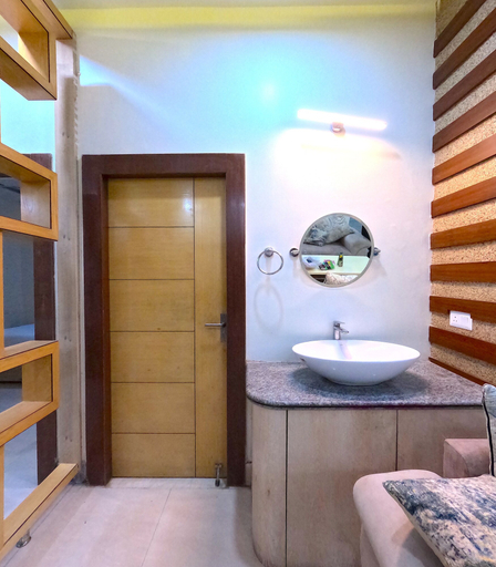 Bathroom, THE MANTRA A LUXURY BOUTIQUE HOTEL, Patna