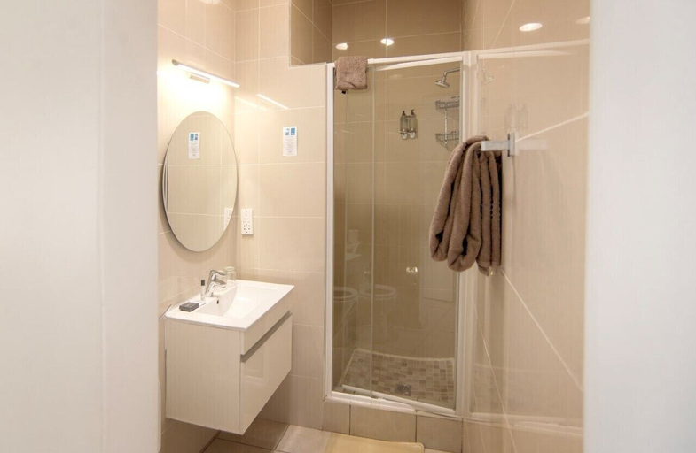 Bathroom 2, Apartments 125, Gaborone