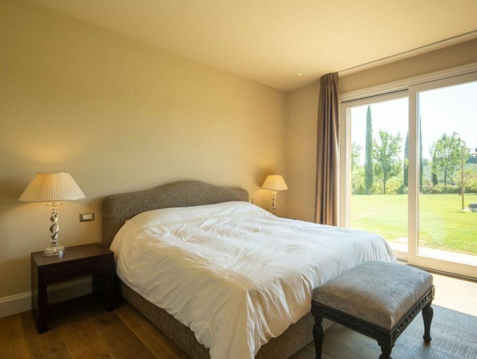Bedroom 3, Villa Benedetto Comfortable Holiday Residence, Siena