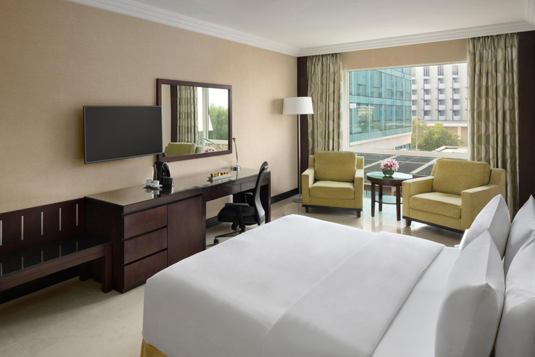 Bedroom 2, Swissotel Jeddah Al Hamra, Jeddah