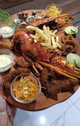 Food & Drinks 4, Bombua Beach House, South East Santo