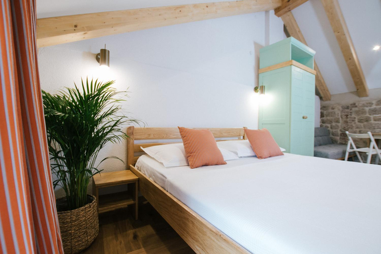 Others 4, Rooms by FRANKA, Trogir