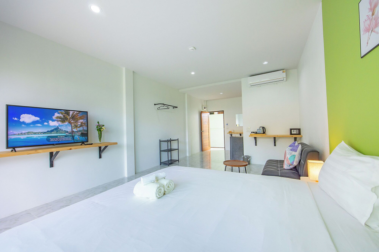 Bedroom 4, Karon Hotel  at 22, Pulau Phuket