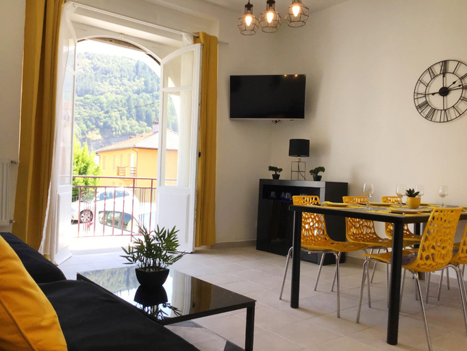 Others 3, Appartement Lumea 80m2 climatise parking proche Sanctuaire, Hautes-Pyrénées