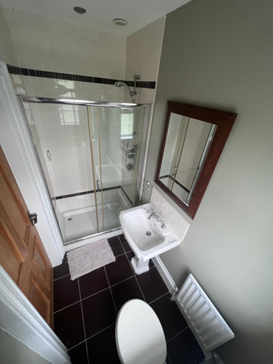 Bathroom, Field View, Armagh, Banbridge and Craigavon