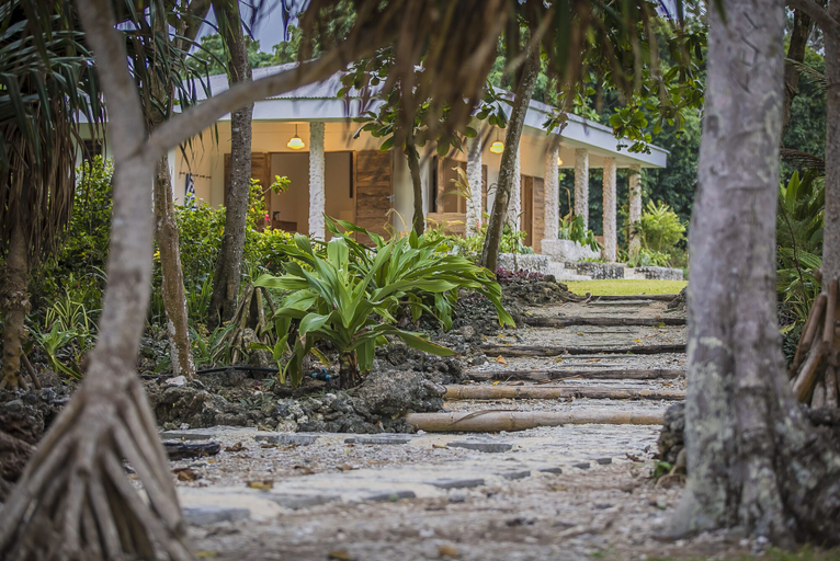 Exterior & Views 2, Nakatumble, Malorua