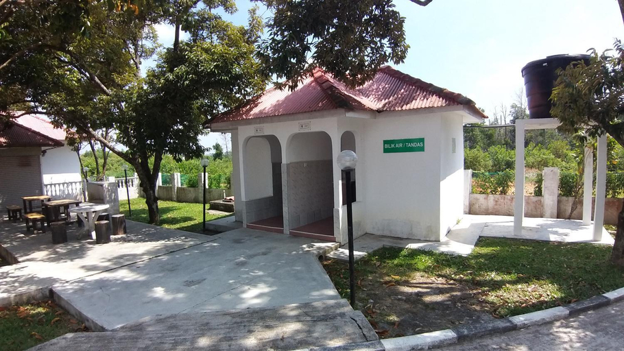 Bathroom 3, Seri Dusun Sepang Homestay & Event Space, Sepang