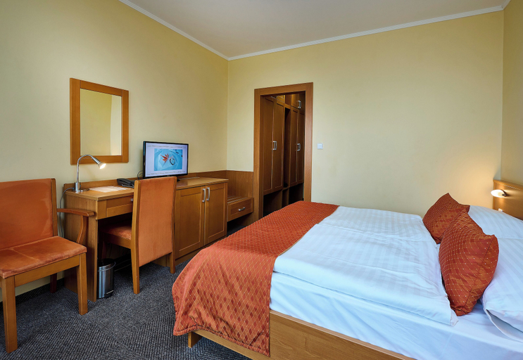 Bedroom 2, Hotel SOREA Regia, Bratislava I
