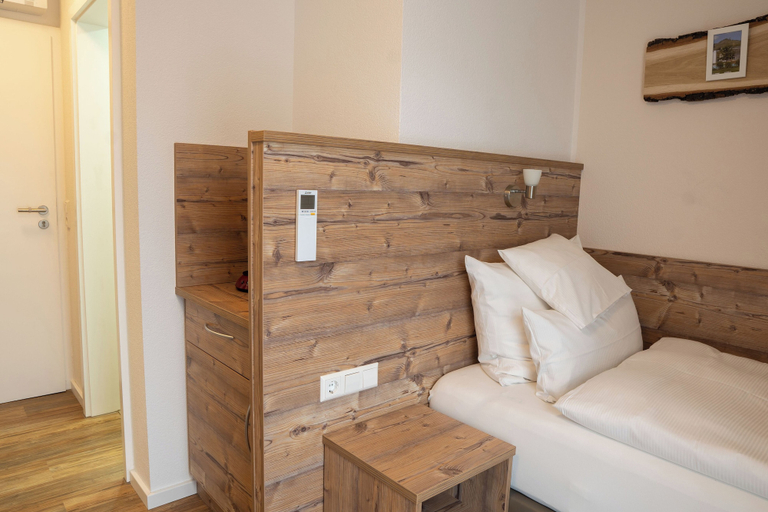 Bedroom 3, Hotel Post mit Klima, Heilbronn