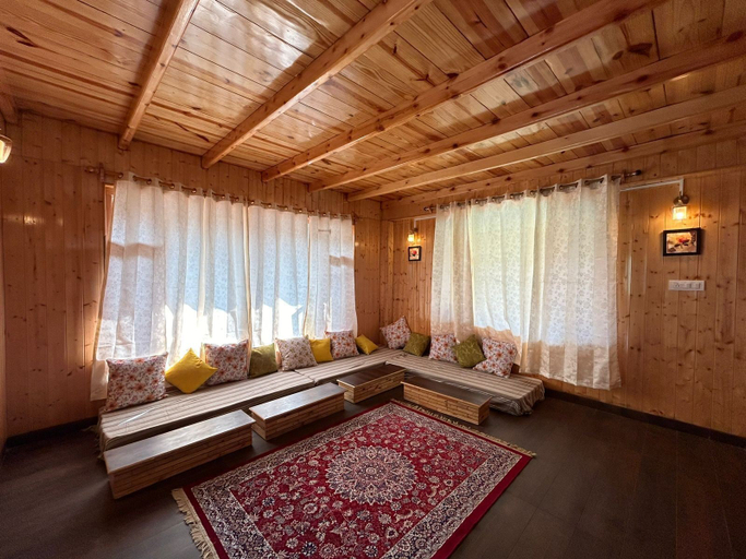 Others 5, Heaven Inn Manali, Kullu