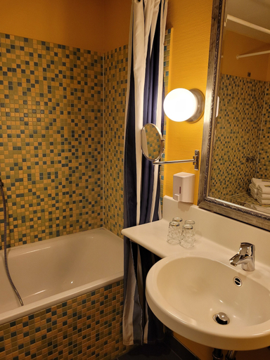 Bathroom 5, Hotel Schweriner by ANS, Rostock