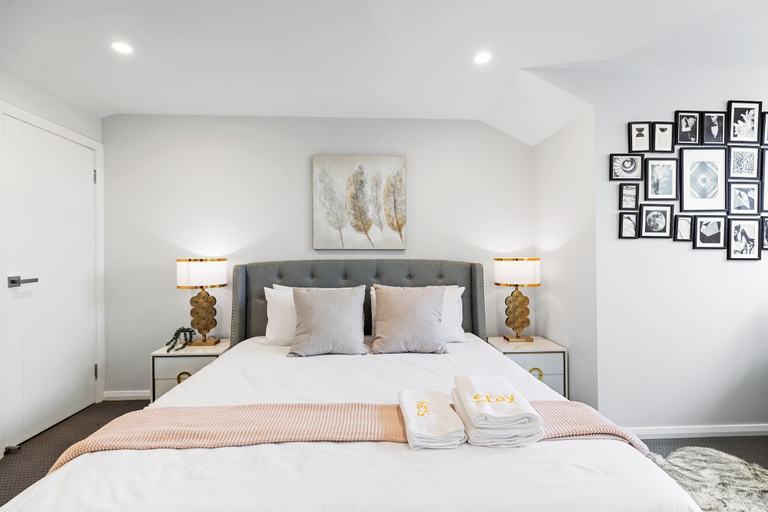 Bedroom 3, StayAU 4BR Modern Townhouse Asquith, Sydney