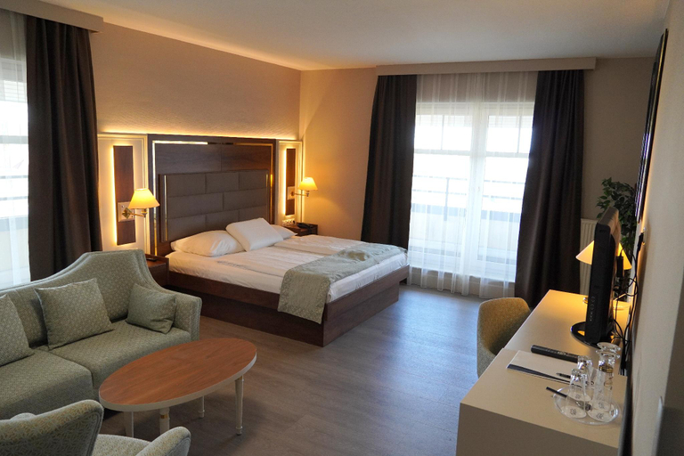 Bedroom 10