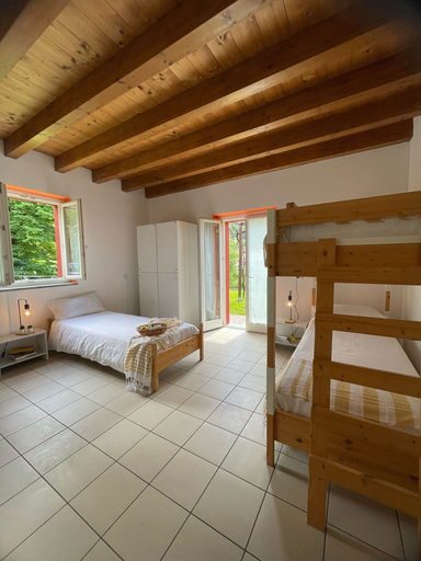 Bedroom 3, Ostello Casa Rossa, Varese