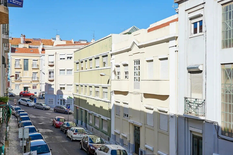 Exterior & Views 2, Modern 1-Bed With Ac & Private Terrace, Lisbon