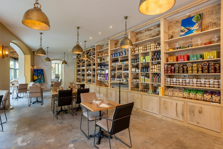 Food & Drinks 4, Le Chateau Olive et Raisin, Vaucluse
