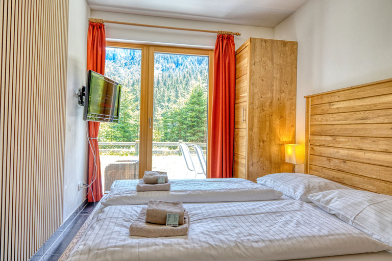 Bedroom 2, Apartment ZellPeak, Zell am See