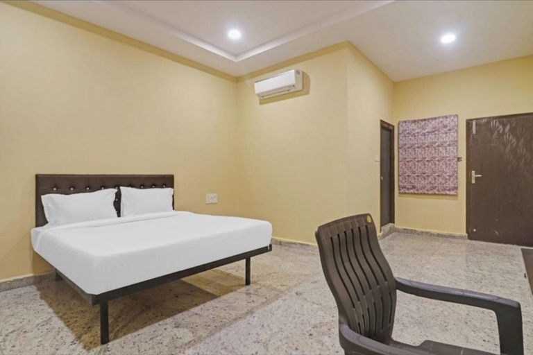 Bedroom 4, Goroomgo Ganesh Plaza bhadrak, Bhadrak