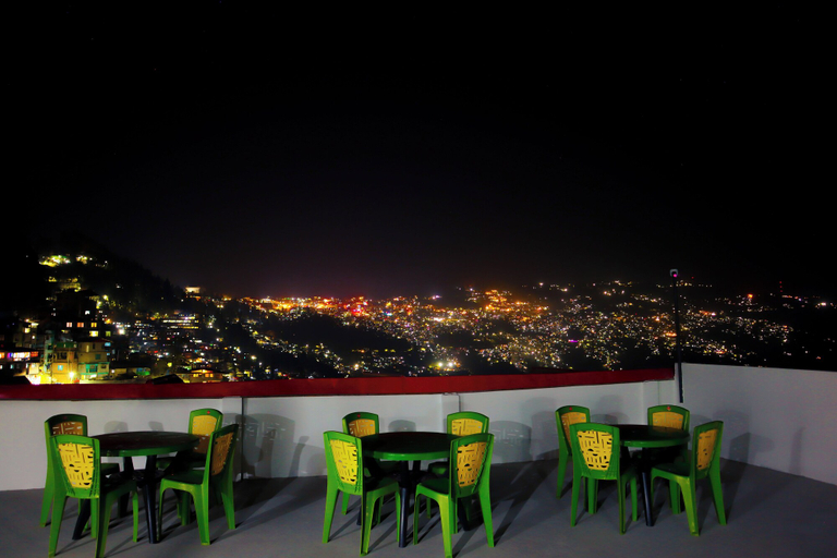 Others 4, Hotel Mountain Meadows, Darjiling