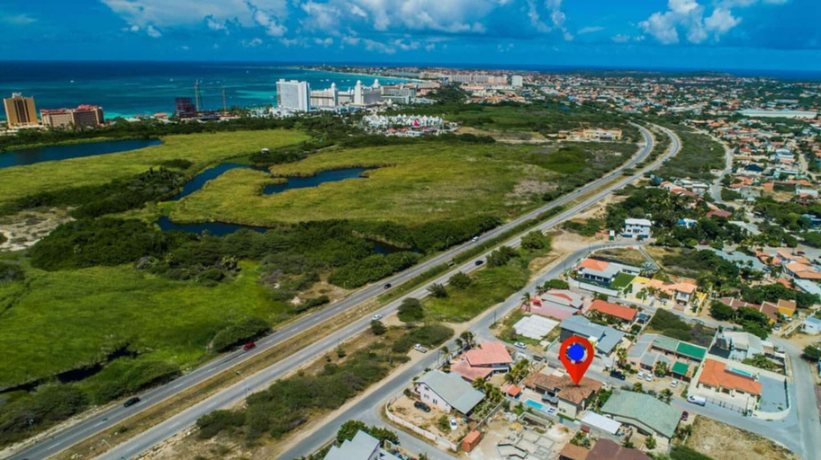 Others 5, Large 5BR Villa With Private Pool Near Eagle Beach