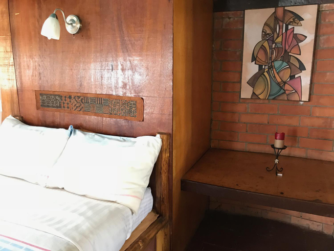 Bedroom 2, Samuka Island Retreat, Jinja