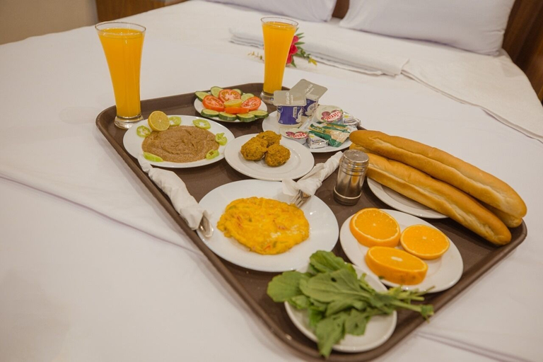 Food & Drinks 3, Olivia Hotel, 'Abdin