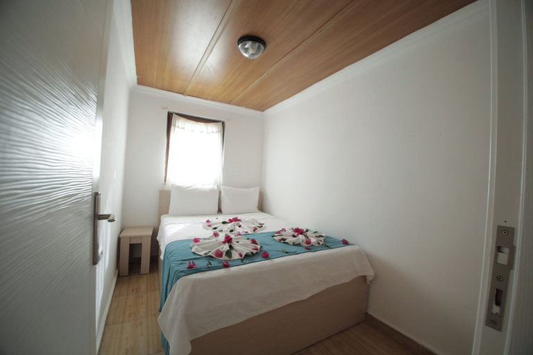 Bedroom 4, Apart48, Ula
