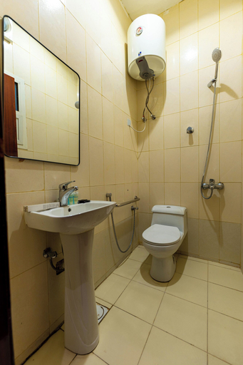 Bathroom 5, Deyala Serviced Apartments 3, Riyadh