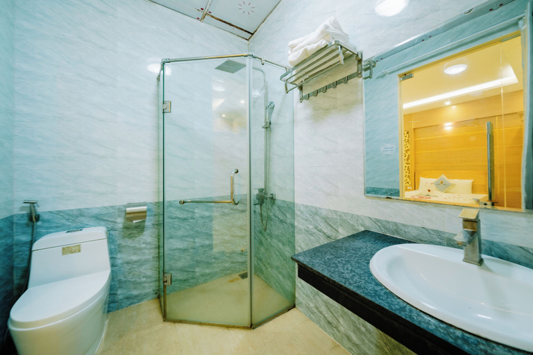 Bathroom 3, Lang Chai Hotel, Cát Hải