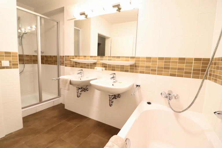 Bathroom 3, Apartment ZellPeak, Zell am See