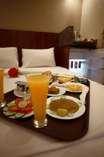 Food & Drinks 5, Olivia Hotel, 'Abdin