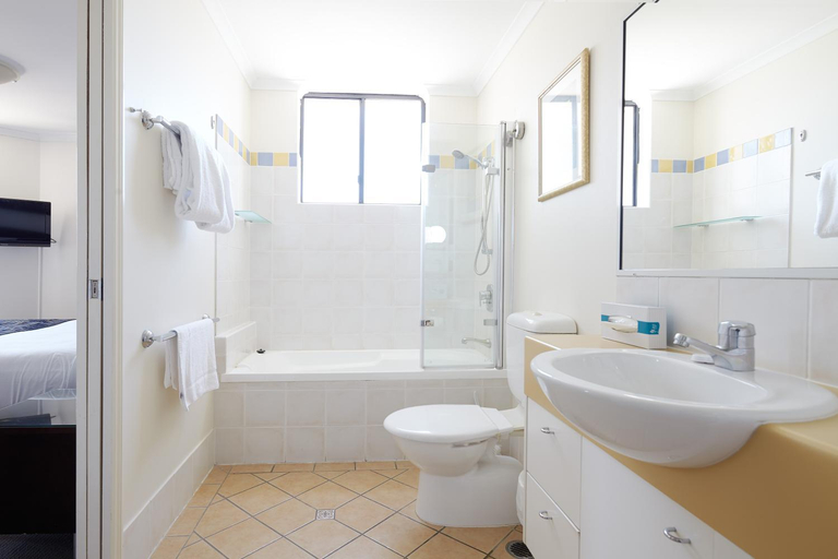 Bathroom 5, Westend Central Apartments, Brisbane