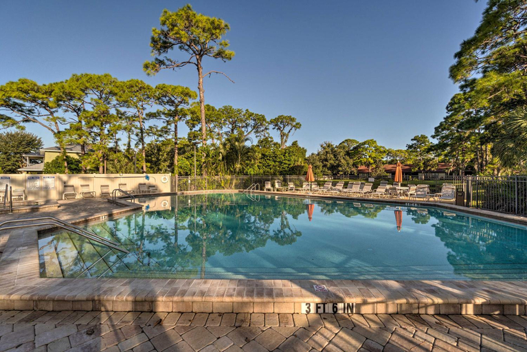 Others 5, Lanai + Community Pool Access: Sarasota Oasis!, Sarasota