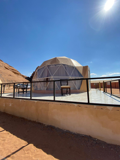 Rum Serena Camp, Quaira