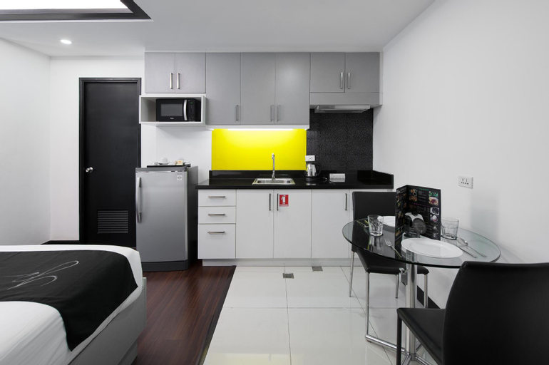 Dining Room 2
