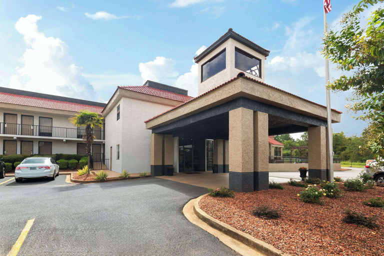 Exterior & Views 2, Ramada by Wyndham Bainbridge, Decatur