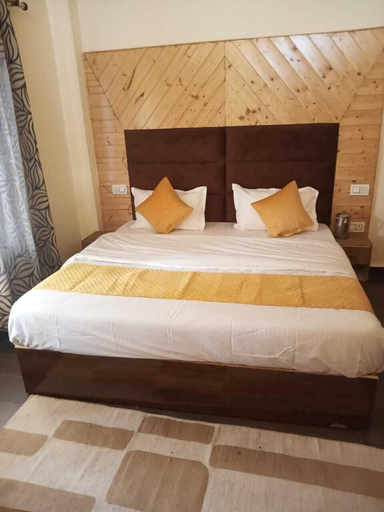 Bedroom 2, Heaven Inn Manali, Kullu