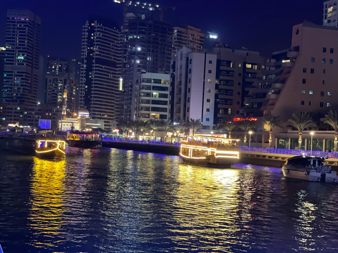 Others 4, Private gorgeous Room with Marina view with Shared Kitchen in Shared Apartment, Dubai
