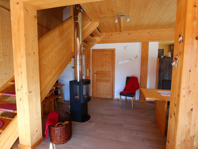 Others 5, Chalet in Hohentauern Near Ski Lift, Murtal