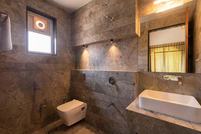Bathroom 3, StayVista at Lake Arches, Nashik