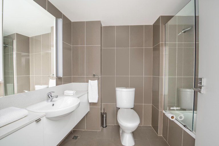 Bathroom 29