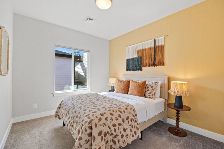 Bedroom 3, Upbeat Retreat Enjoy Bikes, Brews and Mtn Peaks!, Larimer
