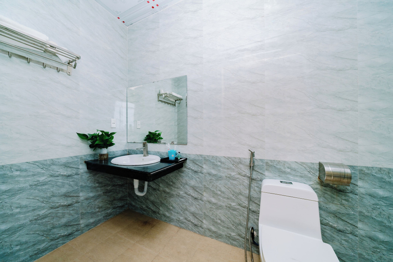 Bathroom 4, Lang Chai Hotel, Cát Hải