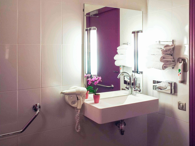 Bathroom 5
