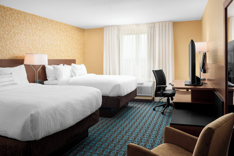 Bedroom 3, Fairfield Inn & Suites by Marriott Memphis Marion, AR, Crittenden