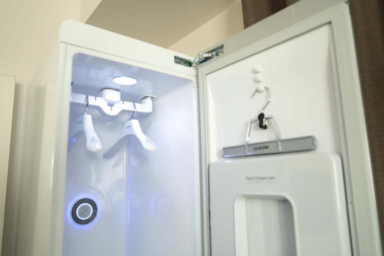 Bathroom 14