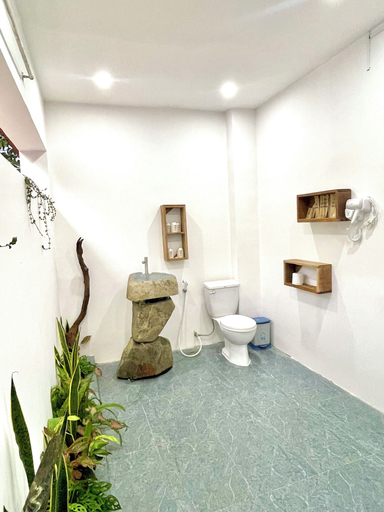 Bathroom 4, Hang Sói Forest Village, Xuyên Mộc