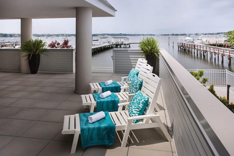 Others 5, Fathoms Hotel & Marina, Nassau