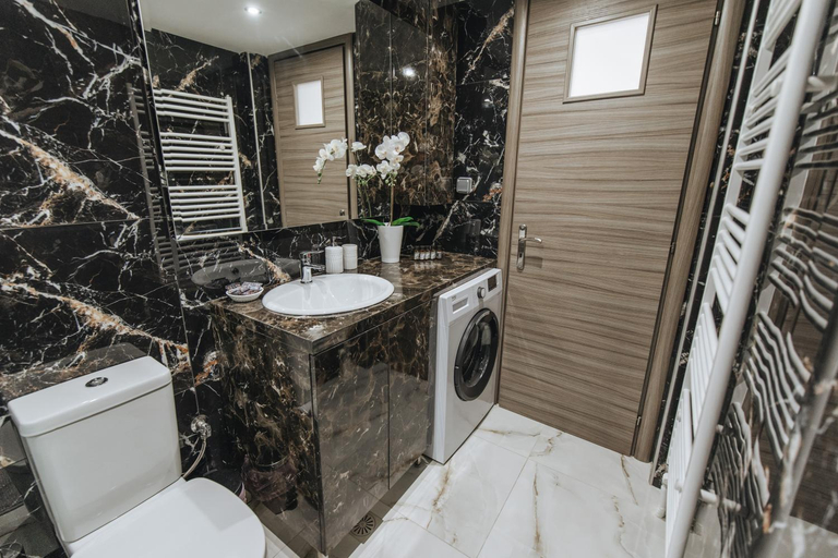 Bathroom 2, Sweet Dreams 2 Bedroom VIPGreece, Attica