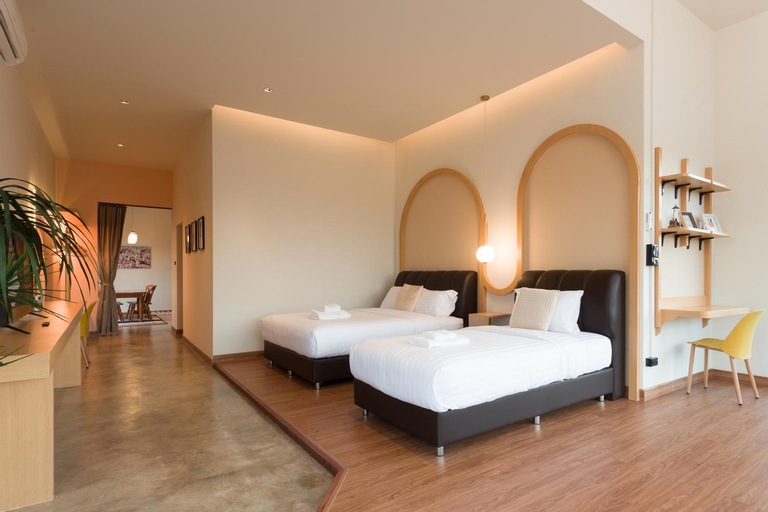 Bedroom 12